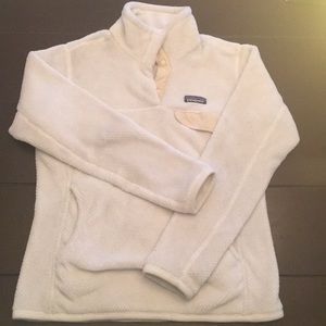 Women’s Patagonia fleece pullover